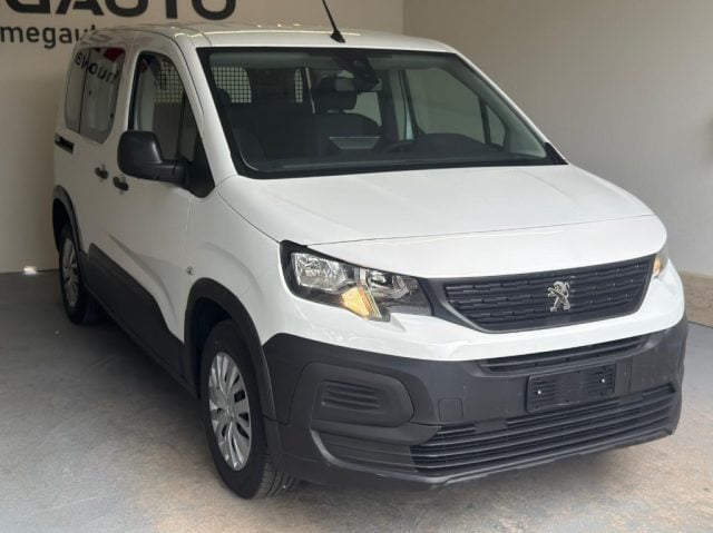 Peugeot Rifter BlueHDi 100 S&S Active - foto 2 di 4