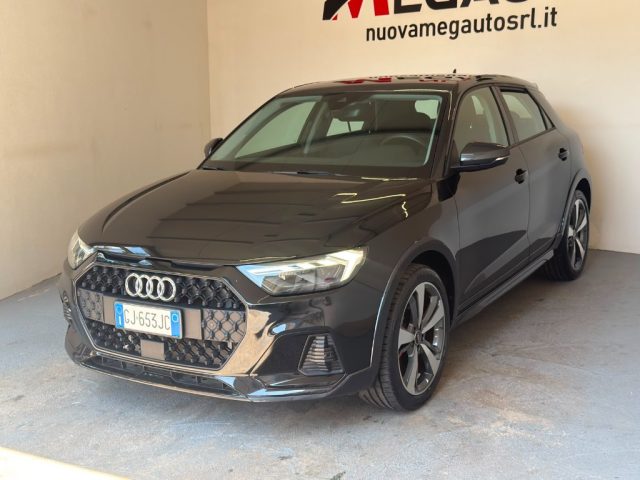 Audi A1 citycarver 30 TFSI Identity Contrast - foto 4 di 4