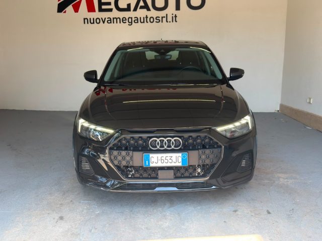 Audi A1 citycarver 30 TFSI Identity Contrast - foto 3 di 4