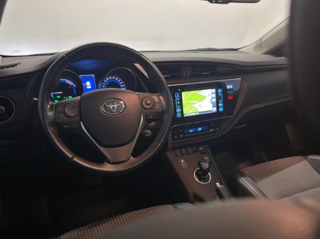 Toyota Auris 1.8 Hybrid Lounge usato a ALCAMO