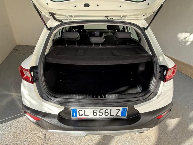 Kia Stonic 1.2 DPI Urban - foto 2 di 4