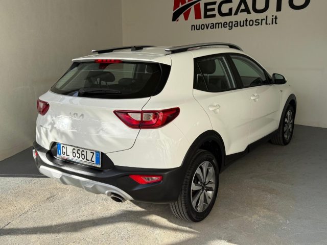 Kia Stonic 1.2 DPI Urban - foto 3 di 4