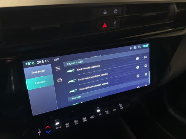 Alfa Romeo Junior 1.2 136 CV Hybrid eDCT6 Speciale usato a ALCAMO