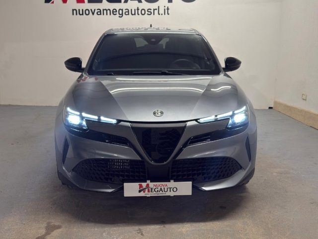 Alfa Romeo Junior 1.2 136 CV Hybrid eDCT6 Speciale - foto 2 di 4