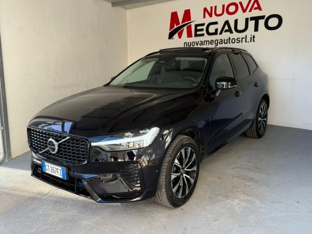 Volvo XC60 B4 (d) AWD automatico Plus Dark - foto 4 di 4