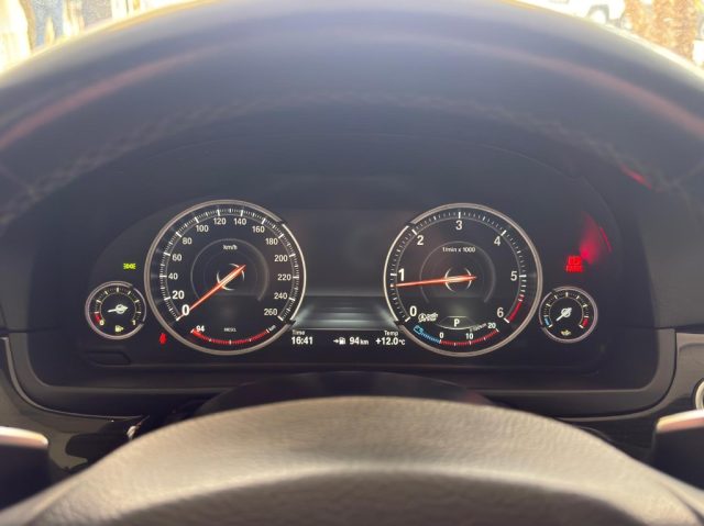 BMW 525 d xDrive Touring Luxury, del 2016, 87.000 km, in vendita a Alcamo (TP)