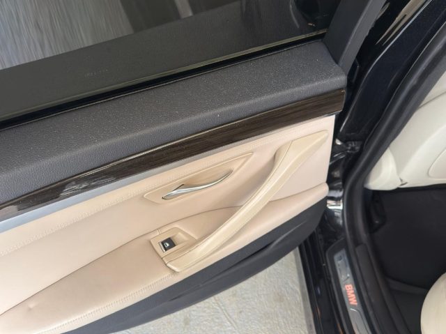 BMW 525 d xDrive Touring Luxury, del 2016, 87.000 km, in vendita a Alcamo (TP)