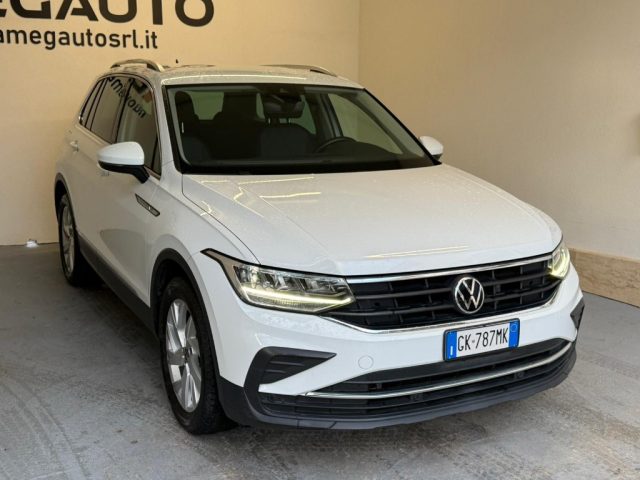 Volkswagen Tiguan 2.0 TDI 150 CV SCR DSG Life - foto 3 di 4