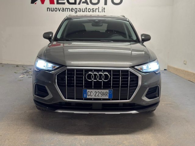 Audi Q3 35 TDI quattro Business - foto 2 di 4