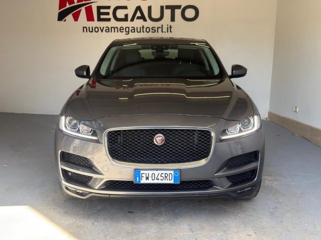 Jaguar F-Pace 2.0 D 180 CV aut. Prestige - foto 3 di 23