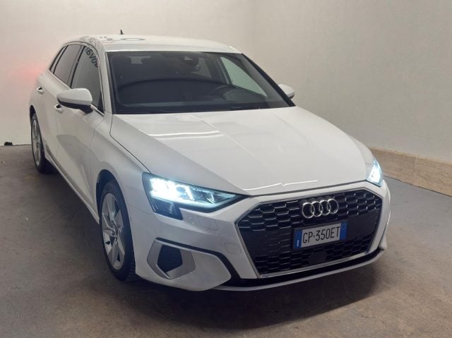Audi A3 SPB 30 TDI Business Advanced - foto 3 di 4