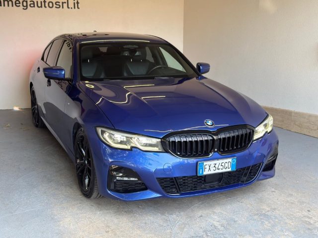 BMW 330 i Msport - foto 2 di 4