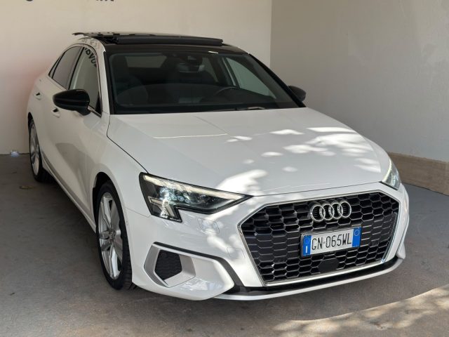 Audi A3 Sedan 2.0 TDI 35 advanced - foto 4 di 4