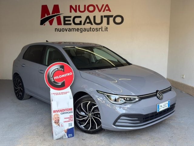 Volkswagen Golf VIII Berlina 2.0 TDI Life, del 2023, 146.000 km, in vendita a Alcamo (TP)