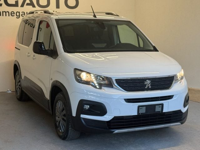 Peugeot Rifter BlueHDi 100 S&S Active Pack Long - foto 2 di 4