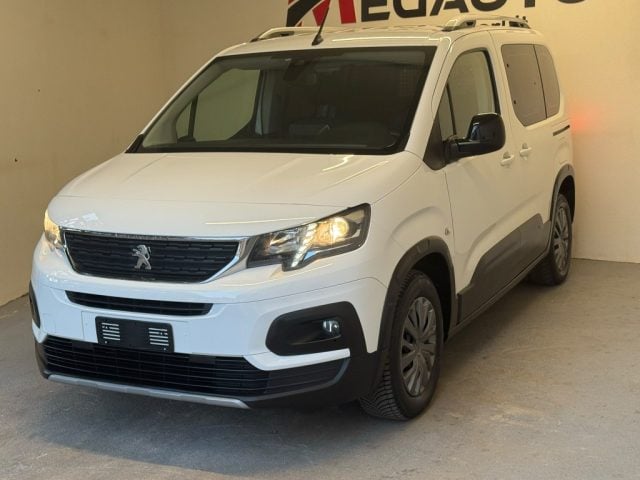 Peugeot Rifter BlueHDi 100 S&S Active Pack Long - foto 4 di 4