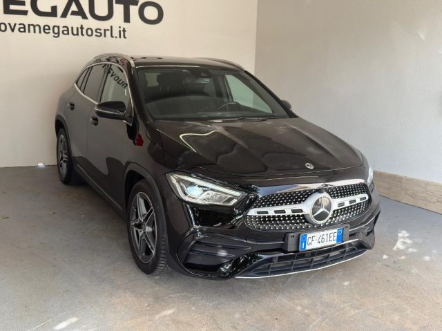 Mercedes-Benz GLA 200 d Automatic Premium - foto 2 di 4