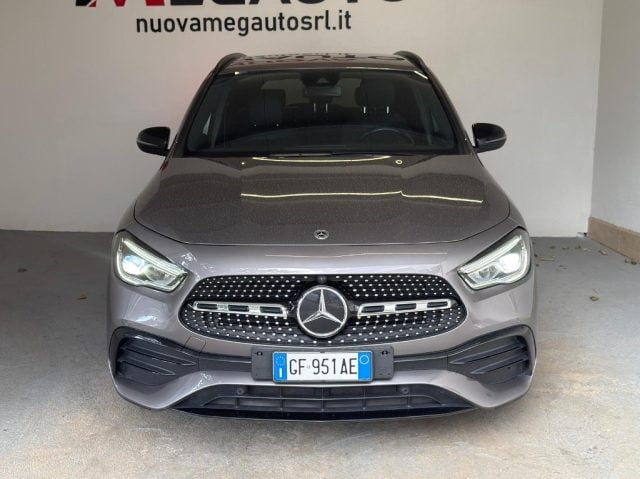 Mercedes-Benz GLA 200 d Automatic Premium - foto 3 di 4