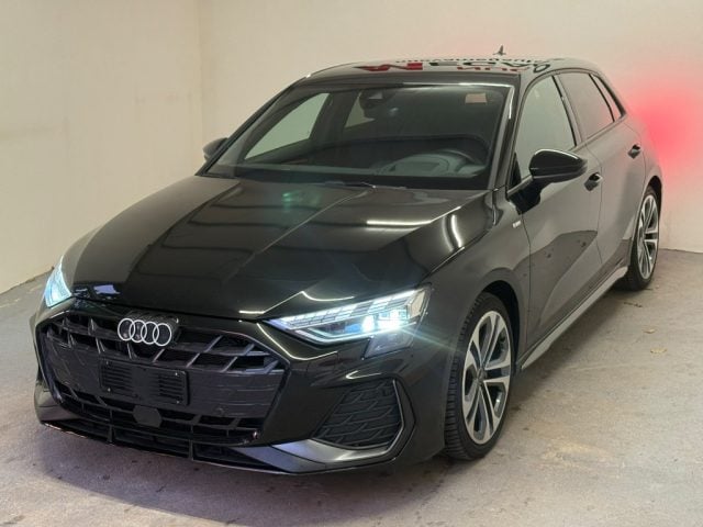 Audi A3 SPB 35 TDI S tronic S line edition - foto 4 di 4