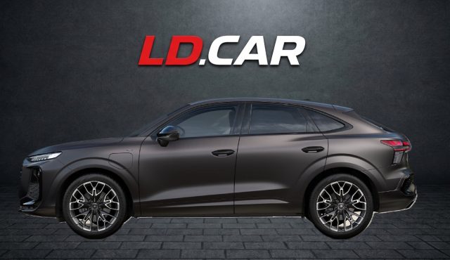 Audi Q3 SPB e-hybrid 200 kW S tronic S line Identity Black - foto 3 di 4