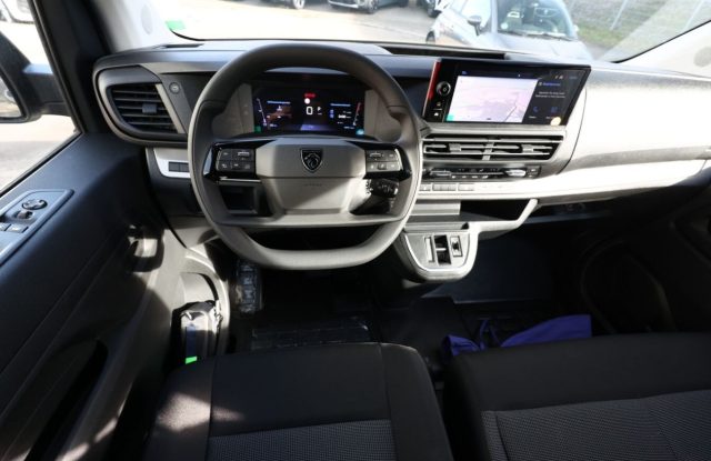 Peugeot Expert BlueHDi 177 cv S&S EAT8 PL Passo Lungo - foto 3 di 4