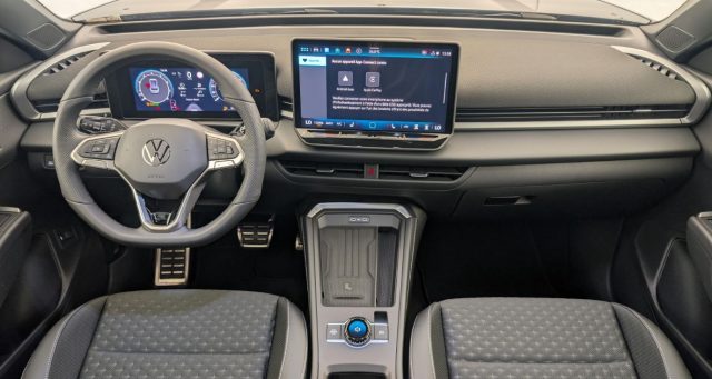 Volkswagen T-Roc 1.5 TSI DSG R Line - foto 4 di 4