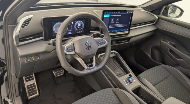 Volkswagen T-Roc 1.5 TSI DSG R Line - foto 3 di 4