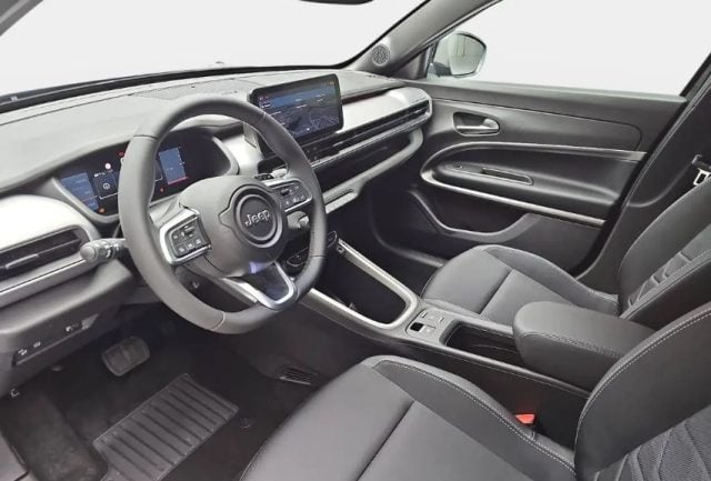 Jeep Avenger 1.2 Turbo 100 CV MHEV Summit +Tetto Panor. - foto 4 di 4
