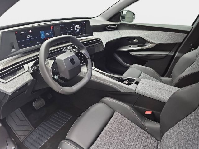 Peugeot 3008 1.2 Hybrid 136cv e-DCS6 Allure Cerchi 19 - Km 0 - foto 2 di 4