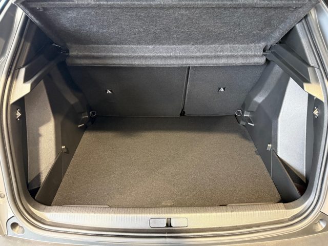Peugeot 2008 Hybrid 136cv e-DCS6 Allure Km 0 Torino, del 2025, in vendita a Torino (TO)