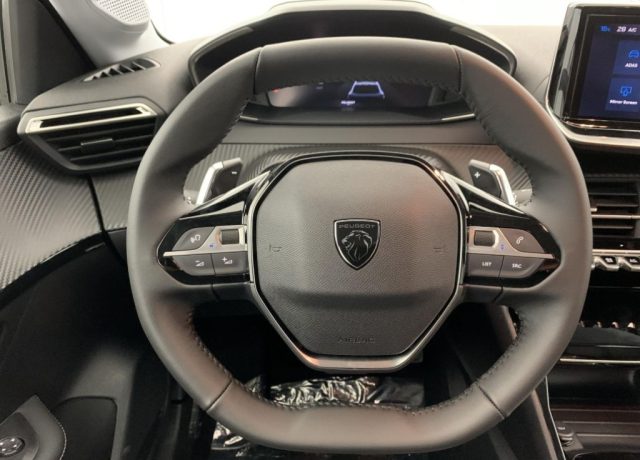 Peugeot 208 Hybrid 110 e-DCS6 Allure km 0 a TORINO
