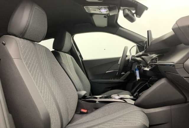Peugeot 2008 Hybrid 136cv e-DCS6 Allure Km 0 Torino km 0 a TORINO