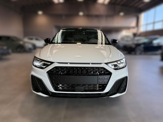 Audi A1 SPB 30 TFSI S Tronic S Line Identity Black - foto 2 di 4