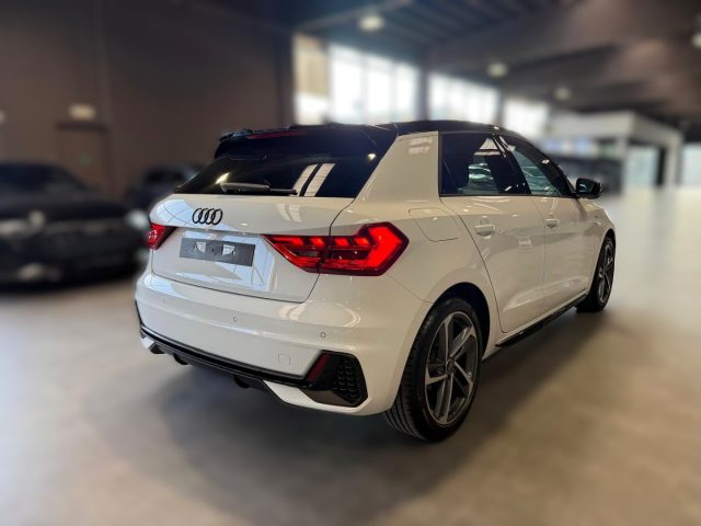 Audi A1 SPB 30 TFSI S Tronic S Line Identity Black - foto 3 di 4