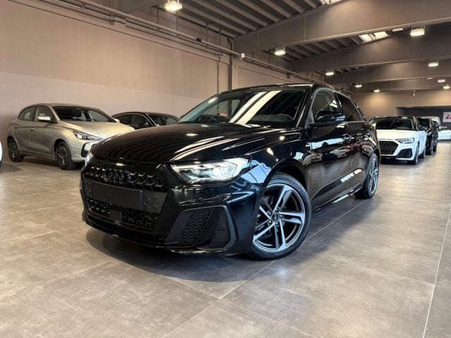 Audi A1 SPB 30 TFSI S Tronic S Line Black Identity, del 2025, 24.250 km, in vendita a Torino (TO)