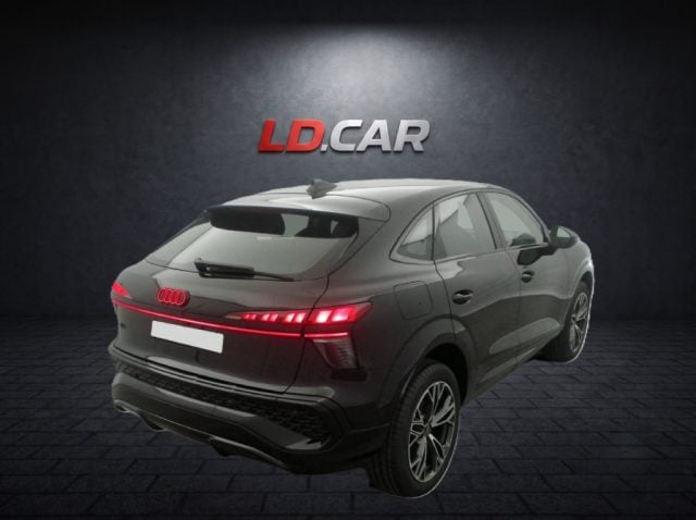 Audi Q3 SPB e-hybrid 200 kW S tronic S line edition - foto 3 di 4