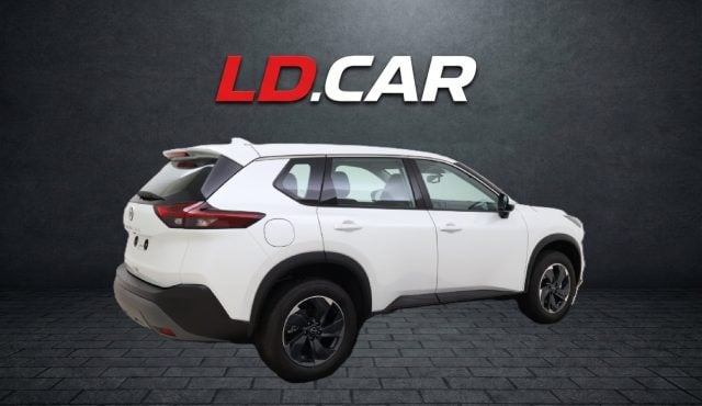 Nissan X-Trail Mild Hybrid 7 posti KM 0 - Acenta a Torino - foto 3 di 4