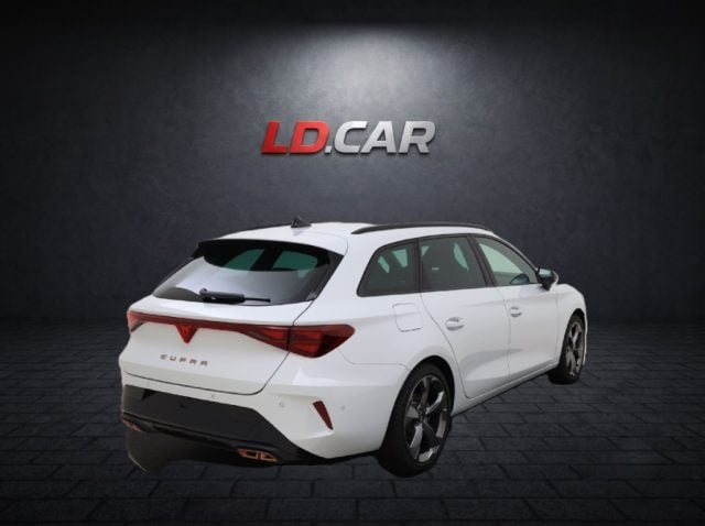 CUPRA Leon Sportstourer 1.5 e-Hybrid 204 CV DSG - foto 3 di 4