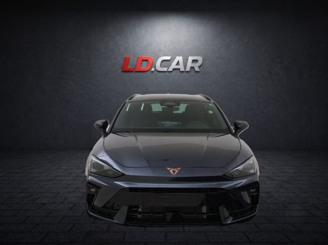 CUPRA Leon ST Impulse 1,5 eTSI 150 CV DSG7 - foto 2 di 4