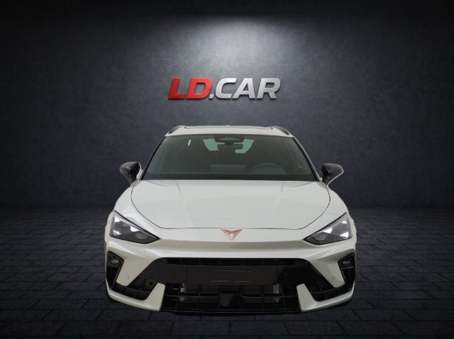 CUPRA Leon ST Impulse 1,5 eTSI 150 CV DSG7 - foto 2 di 4