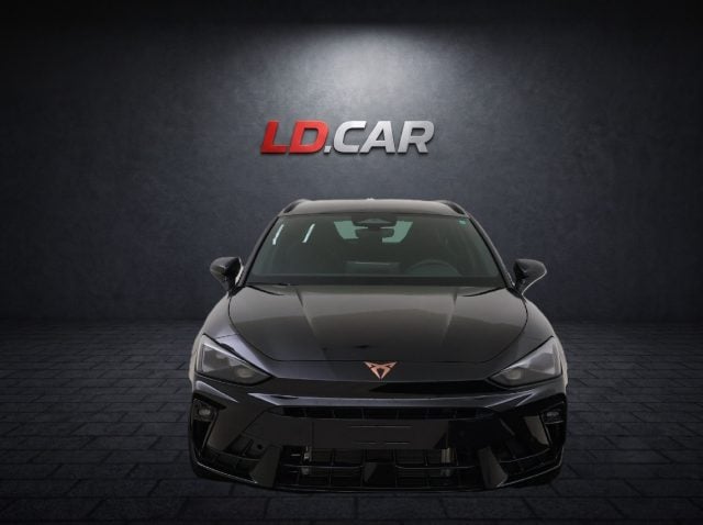 CUPRA Leon ST Impulse 1,5 eTSI 150 CV DSG7 - foto 2 di 4