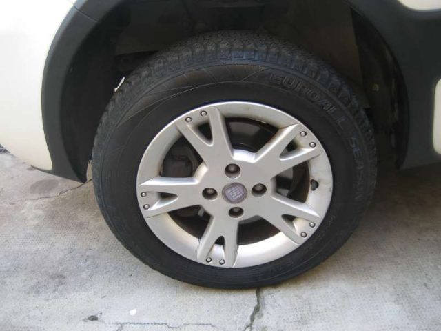 Fiat Panda 1.3 MJET 16V 4X4 GLAM - foto 3 di 4