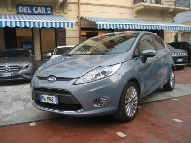 Ford Fiesta 1.2 82 CV 5 PORTE TITANIUM - foto 3 di 4