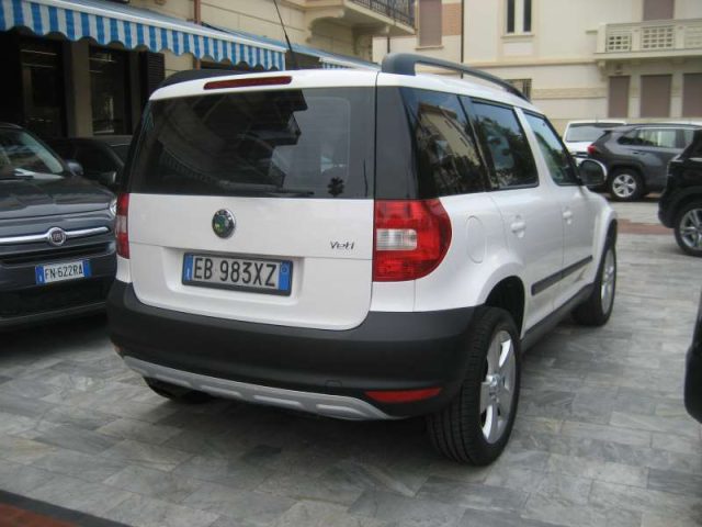Skoda Yeti 1.2 TSI ADVENTURE - foto 2 di 4