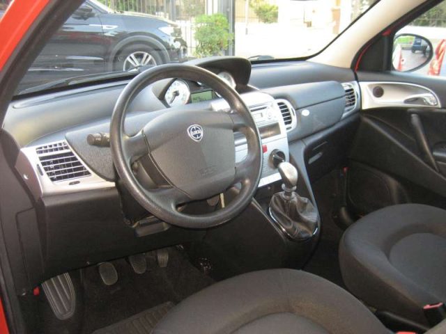 Lancia Ypsilon 1.2 69CV DIVA - foto 3 di 4