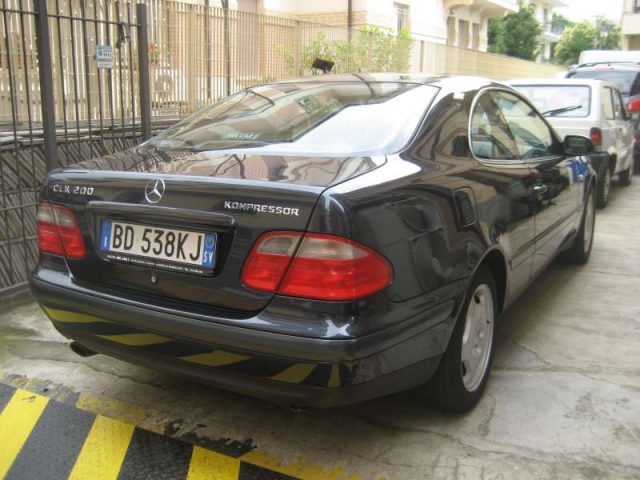 Mercedes-Benz CLK 200 KOMPRESSOR KAT ELEGANCE - foto 3 di 4
