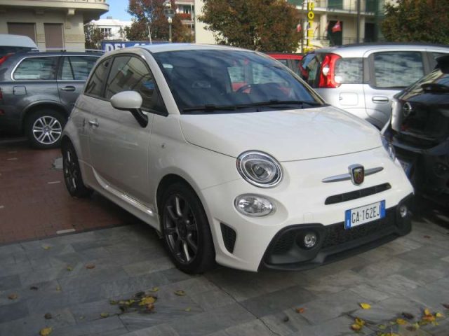 Abarth 595 1.4 TURBO T-JET 145 CV - foto 2 di 4