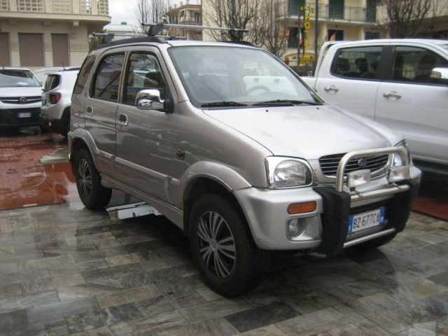 Daihatsu Terios 1.3 I 16V KAT 4WD DX usato a ALBISSOLA MARINA