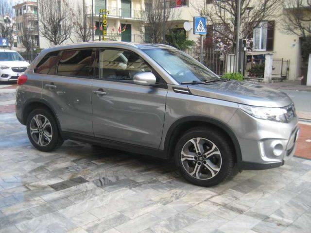 Suzuki Vitara 1.6 DDIS 4WD ALLGRIP V-TOP - foto 4 di 4