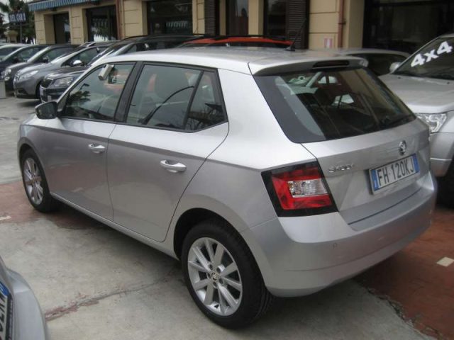 Skoda Fabia 1.4 TDI 75 CV AMBITION 5P - foto 4 di 4